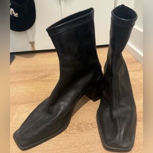 Lintervalle Black Leather Boots